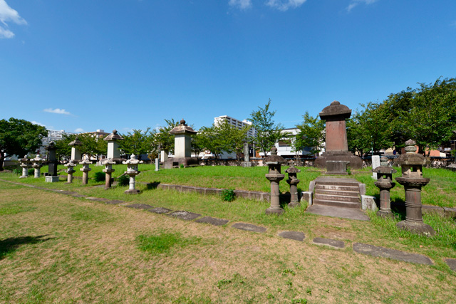 黒田家墓所の写真