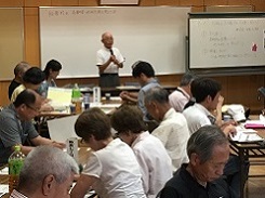 開会あいさつを行う自治協議会橋本会長の画像