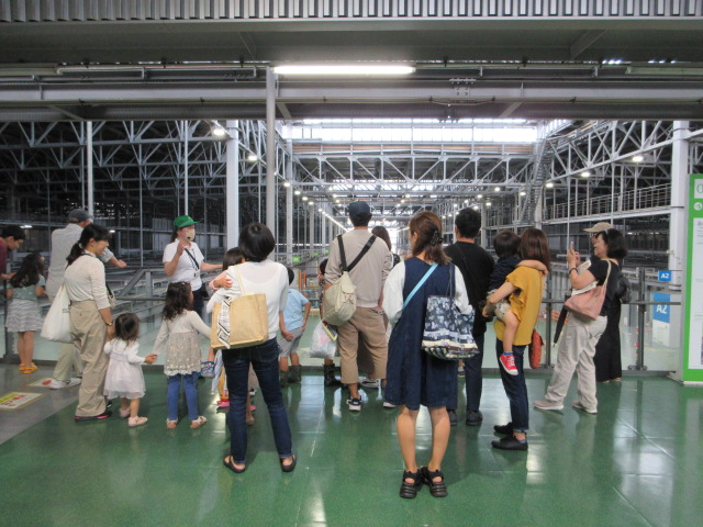 バックヤードツアーの様子１