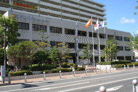西区役所庁舎写真