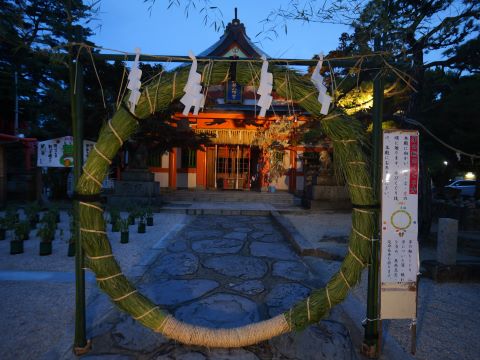 紅葉八幡宮茅の輪2