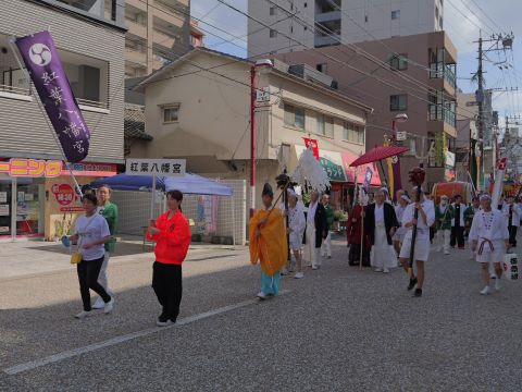 サザエさん商店街通り夢まつりパレード９