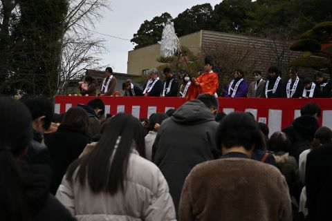 豆まきの前にご祈祷があります