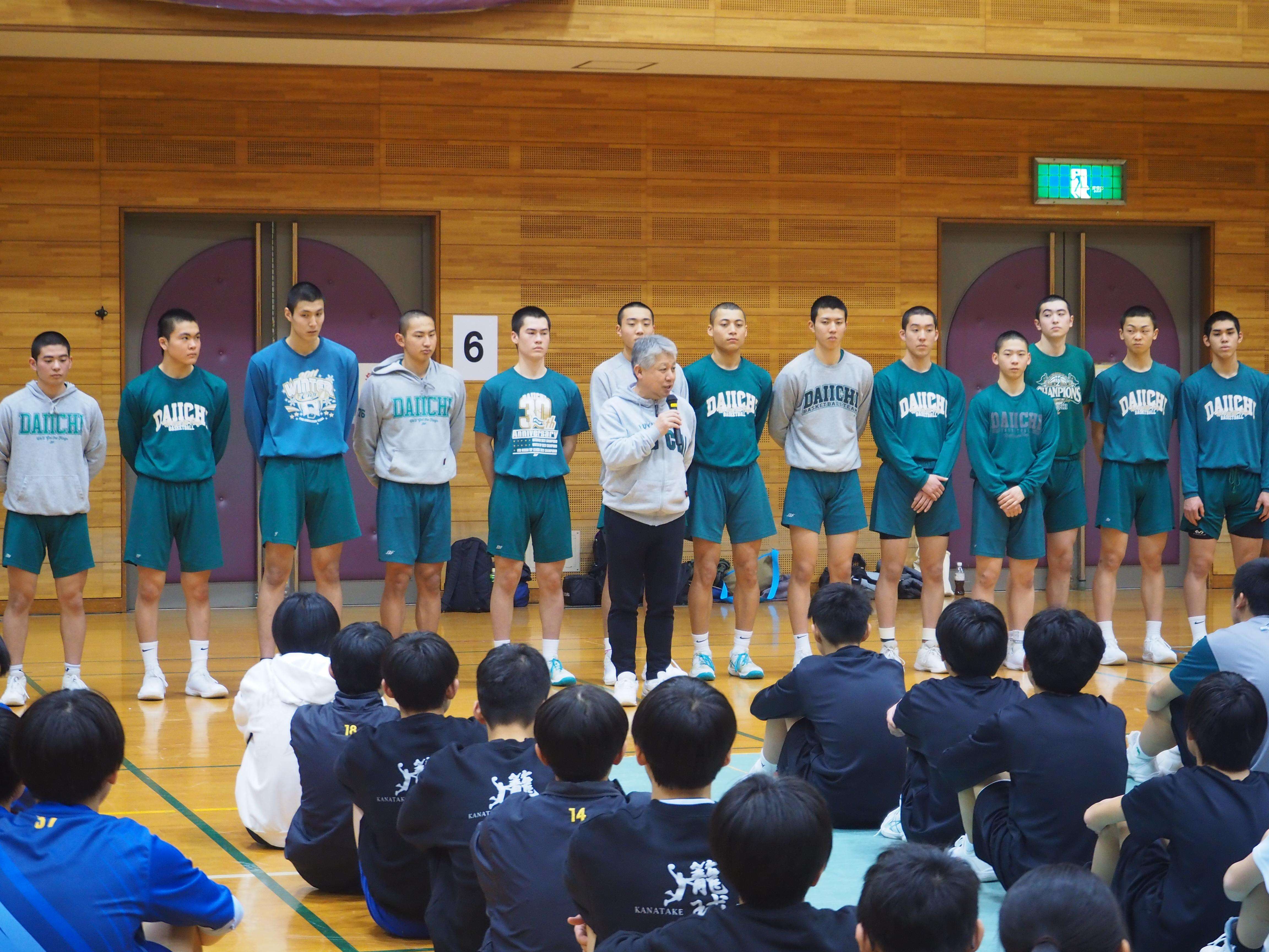 井手口監督によるあいさつの写真