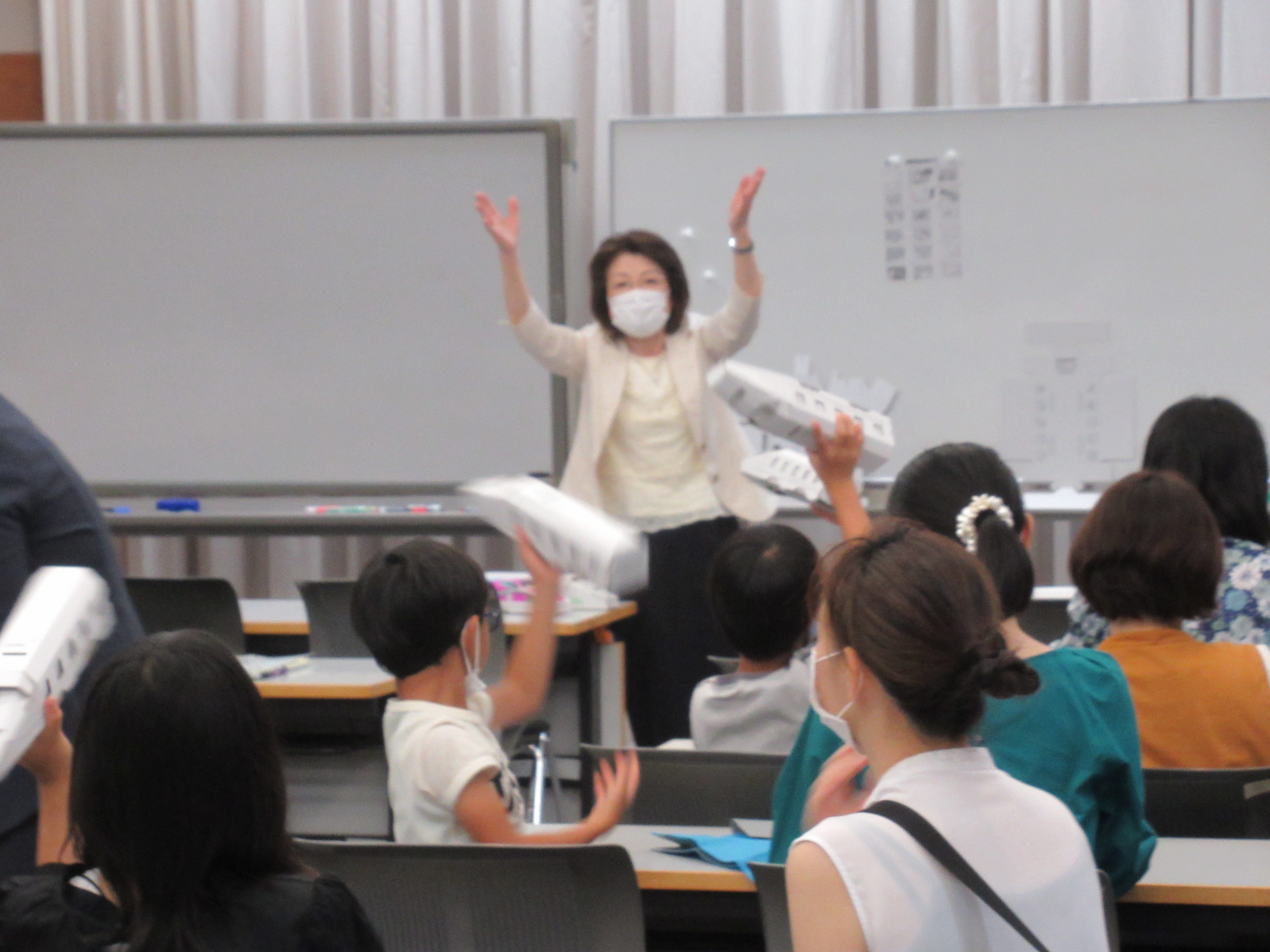 画像：『親子で学ぶお金の話』講座の様子3
