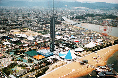 実際の会場全景（写真パネル）