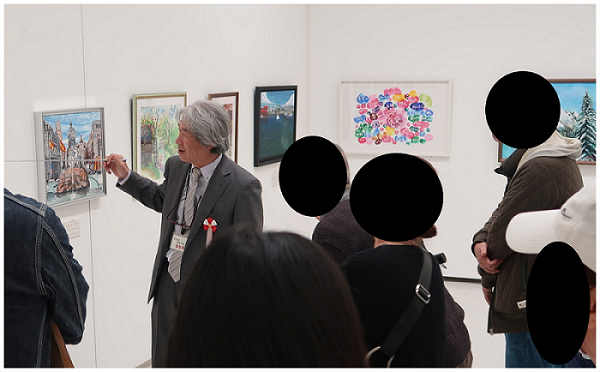 令和７年度「美術作品展」ギャラリートークの様子