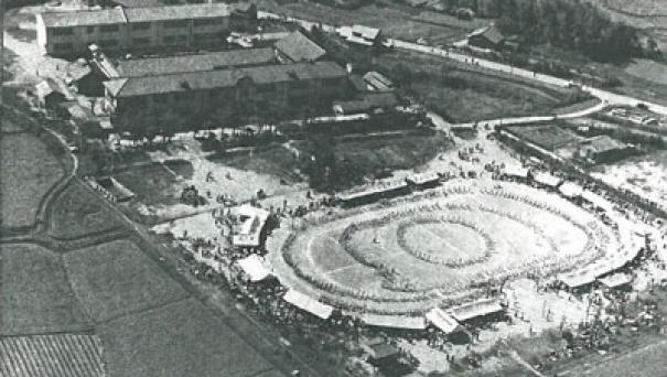 昭和33年ごろの花畑小学校の航空写真