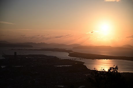 立花山からの夕日