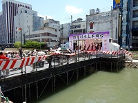 博多川水上本舞台の写真