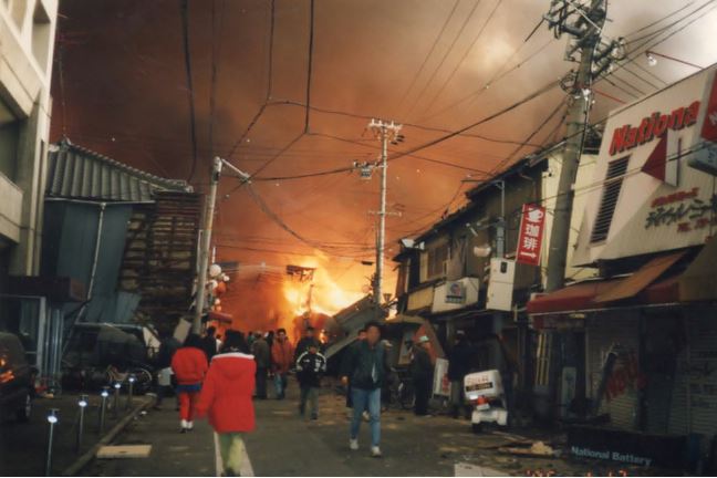 神戸市提供の阪神・淡路大震災の被害写真