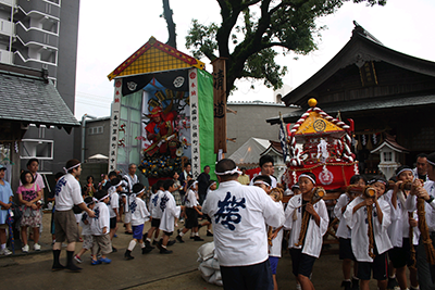 写真：横町祇園神社の子ども山笠