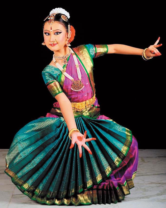 インド舞踏写真