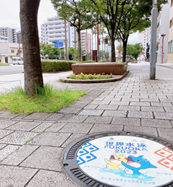 世界水泳マンホール