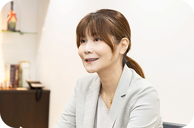 山倉代表取締役社長