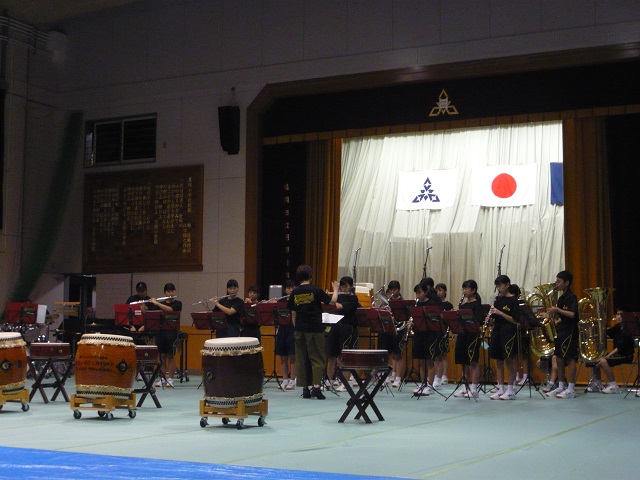 吹奏楽の演奏