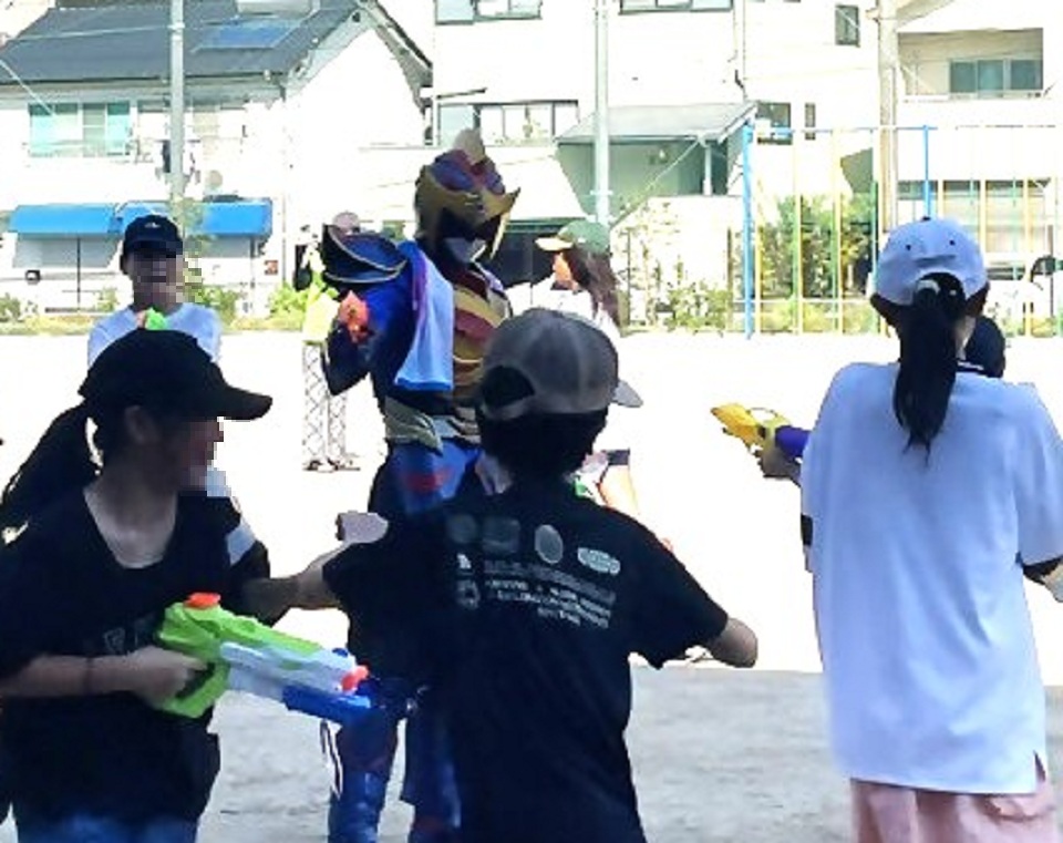 スイトーザー登場
