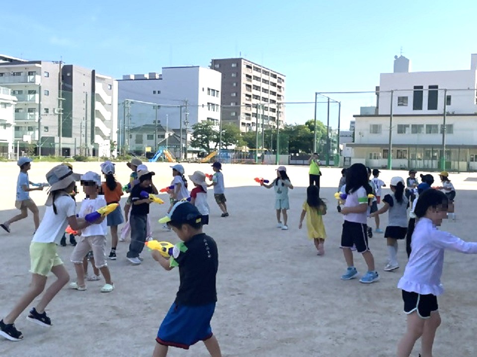 笑い声が響き渡っていました