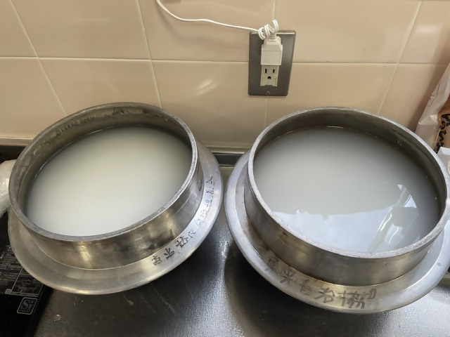 ２章炊きの釜で炊きました。