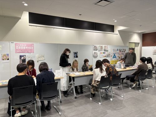 似顔絵ブースの様子