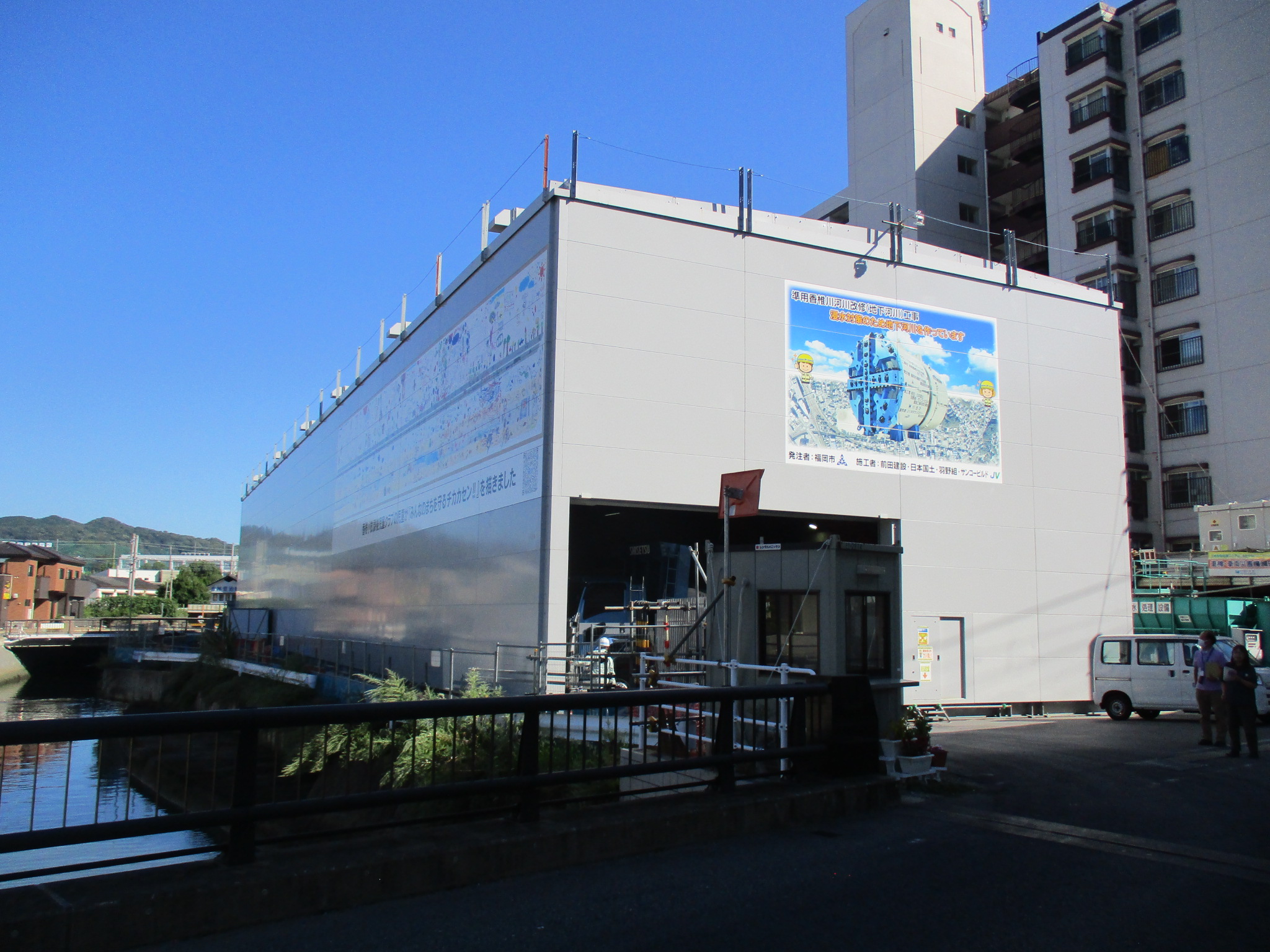 プランターを置いている作業所の全体写真