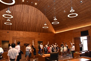 画像：安曇野市役所の見学