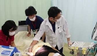 病院での治療の様子