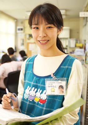 写真）保育士　宮本（その2）