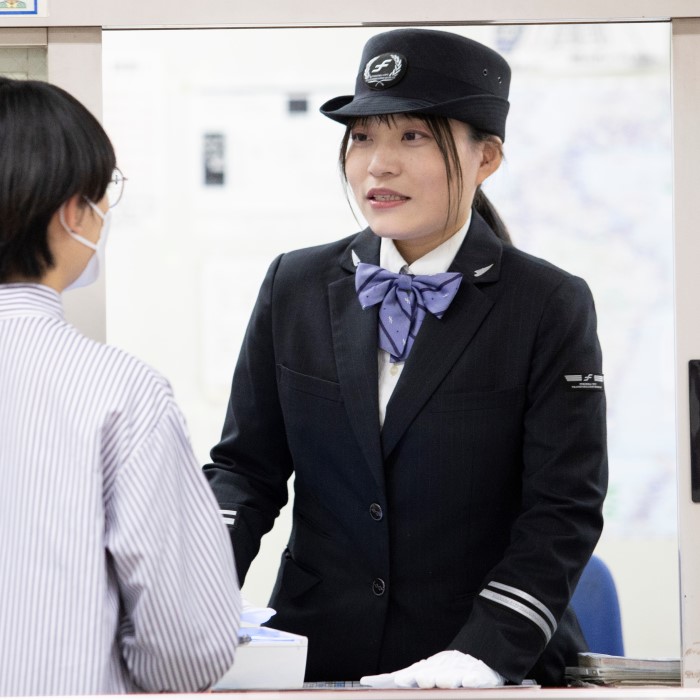 写真）運輸業務従事者　井上（その1）