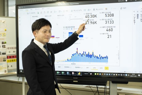 写真）行政（社会人経験者）中島（その３）