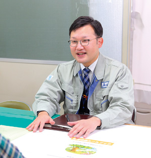 写真）平成23年度入庁　土田（その2）