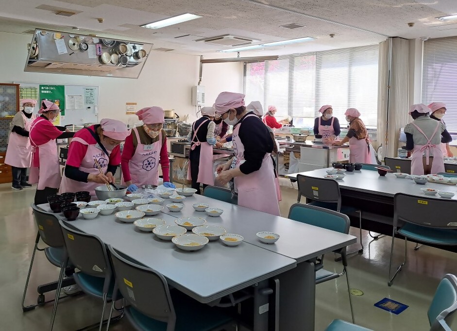 調理実習の様子の写真