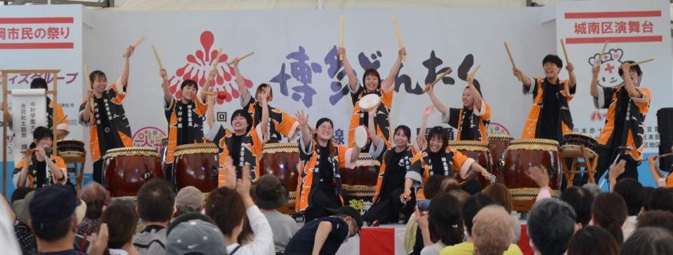 令和５年度演舞台の写真