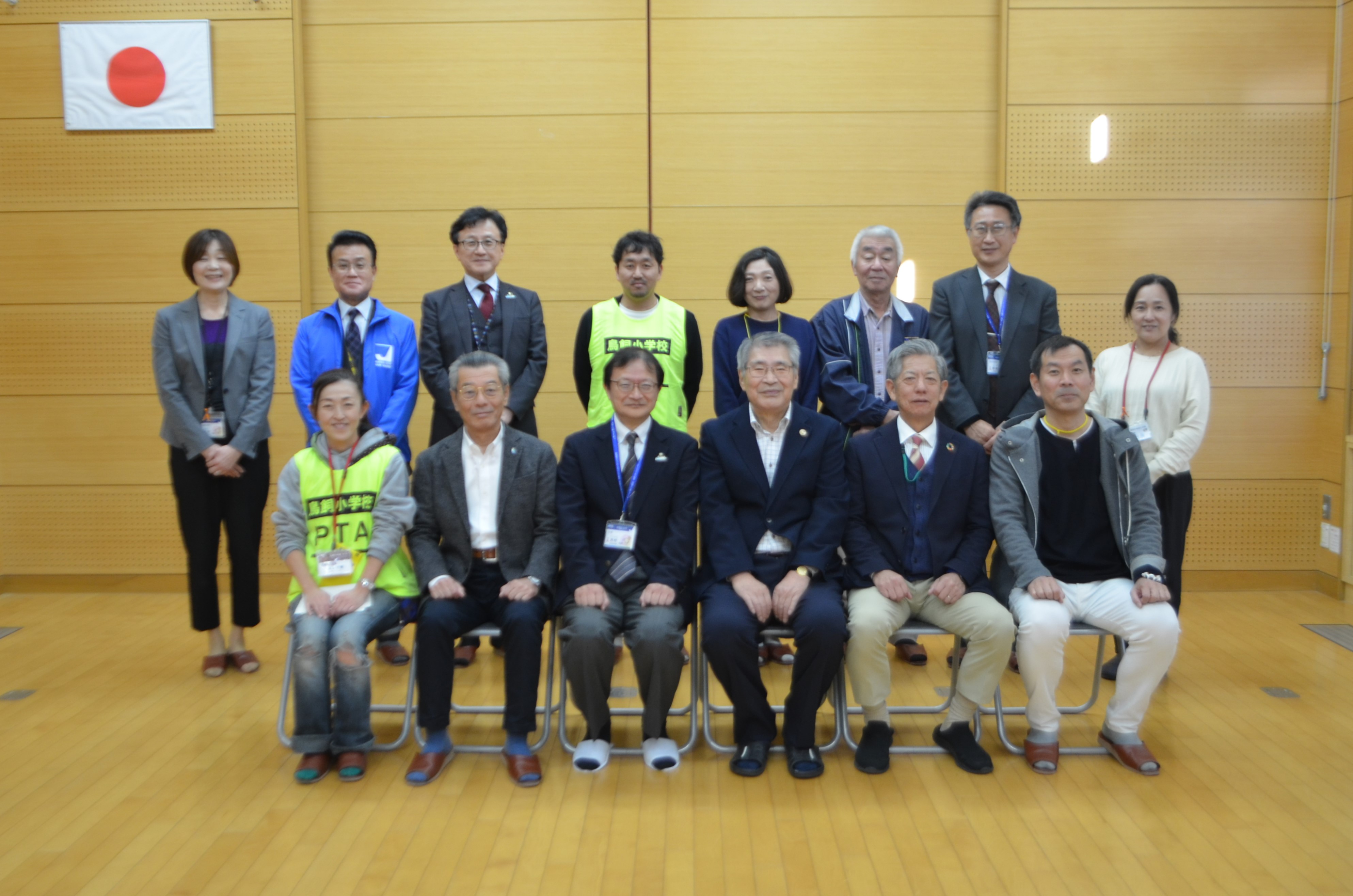 懇談会終了後の集合写真