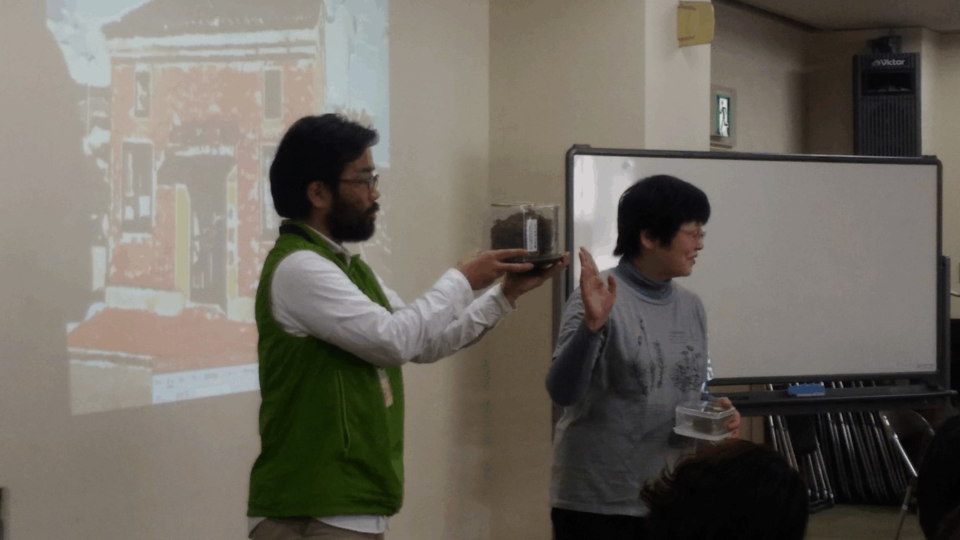 （写真）トークカフェの様子1