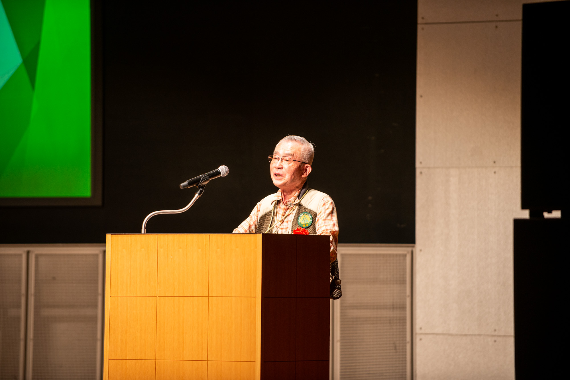 鶴田氏