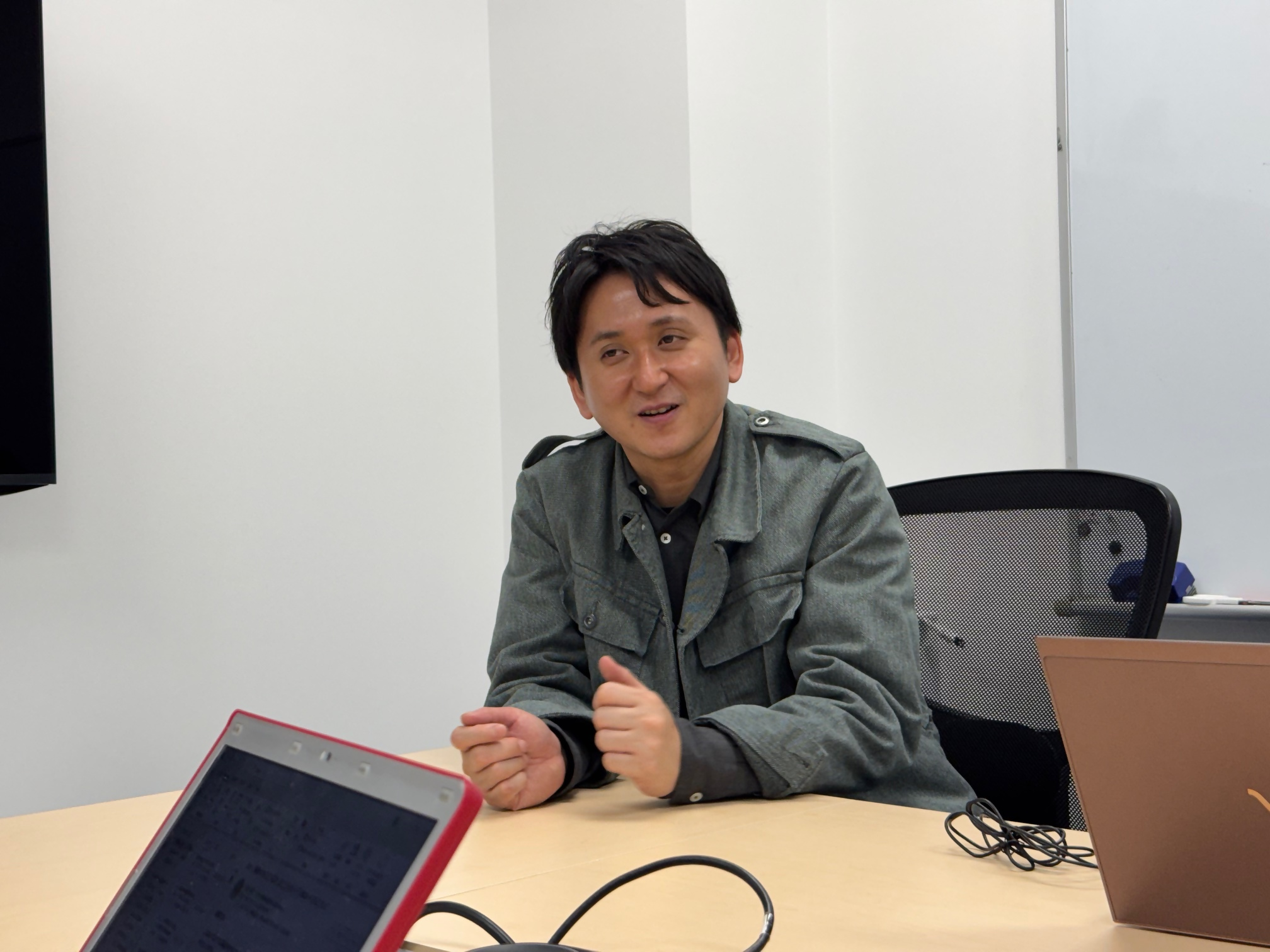 インタビューの様子