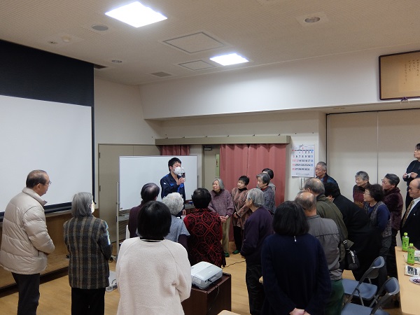出前講座実験のようす