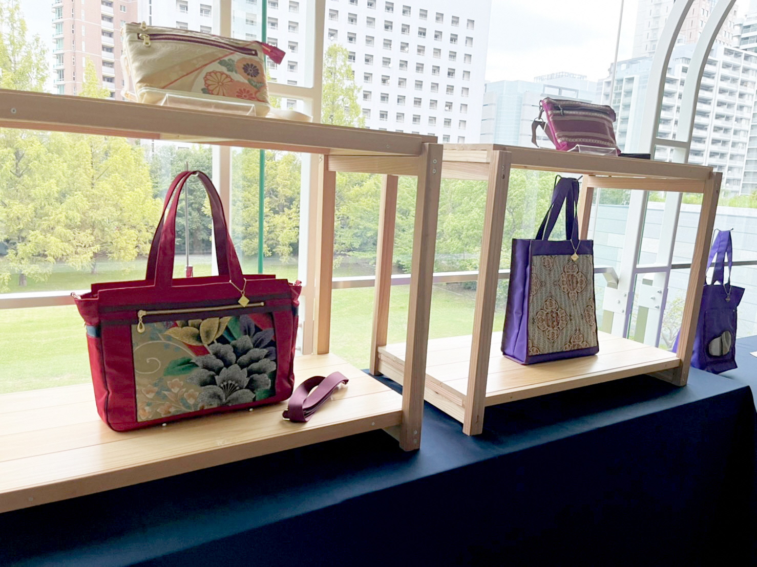 福岡市トライアル優良商品プロモーション作品展示展の写真１