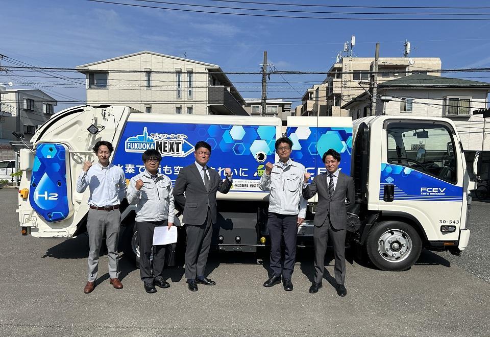 ごみ収集車の写真②