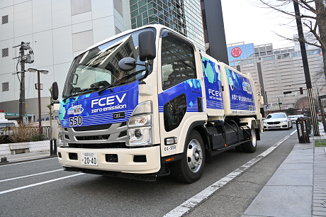 ごみ収集車の写真1