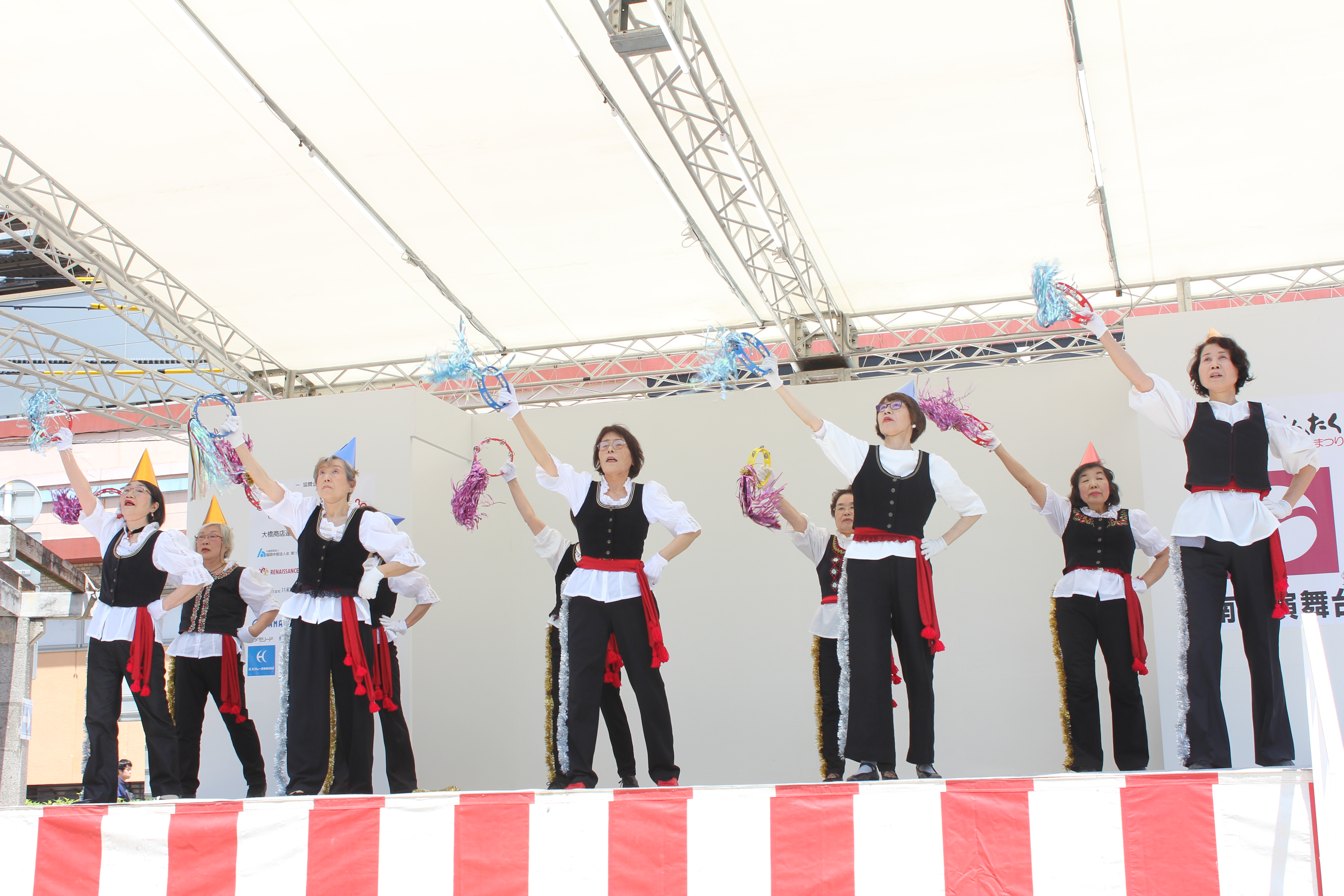 昨年度の博多どんたく港まつり南区演舞台の写真