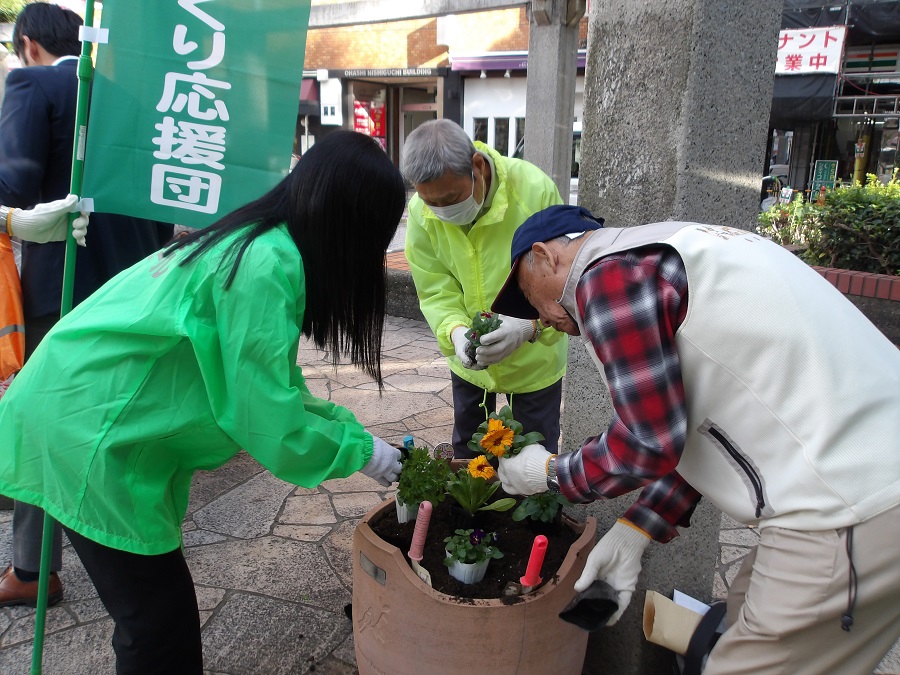 植え替えの様子2