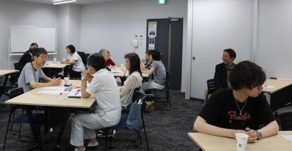 交流カフェの様子