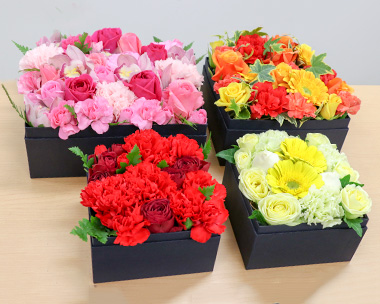 写真：北崎の花で創るフラワーボックス「箱花」