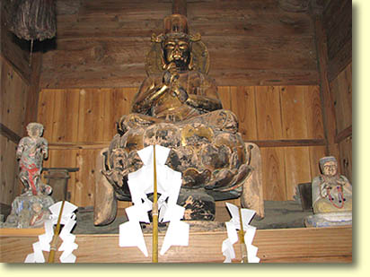 画像：大日如来坐像（２）