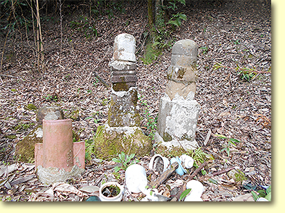 画像：曲淵氏の墓（１）