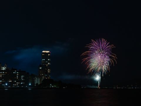 百道浜から望む花火２