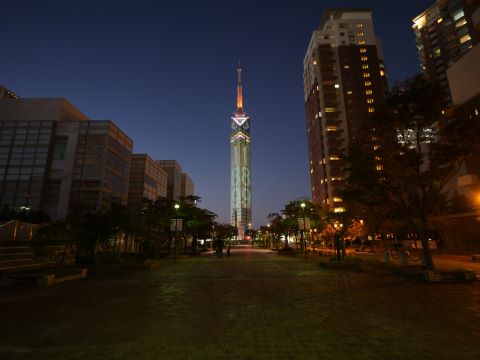 福岡タワー189とオレンジリボン２