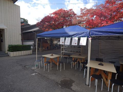 ベンチ